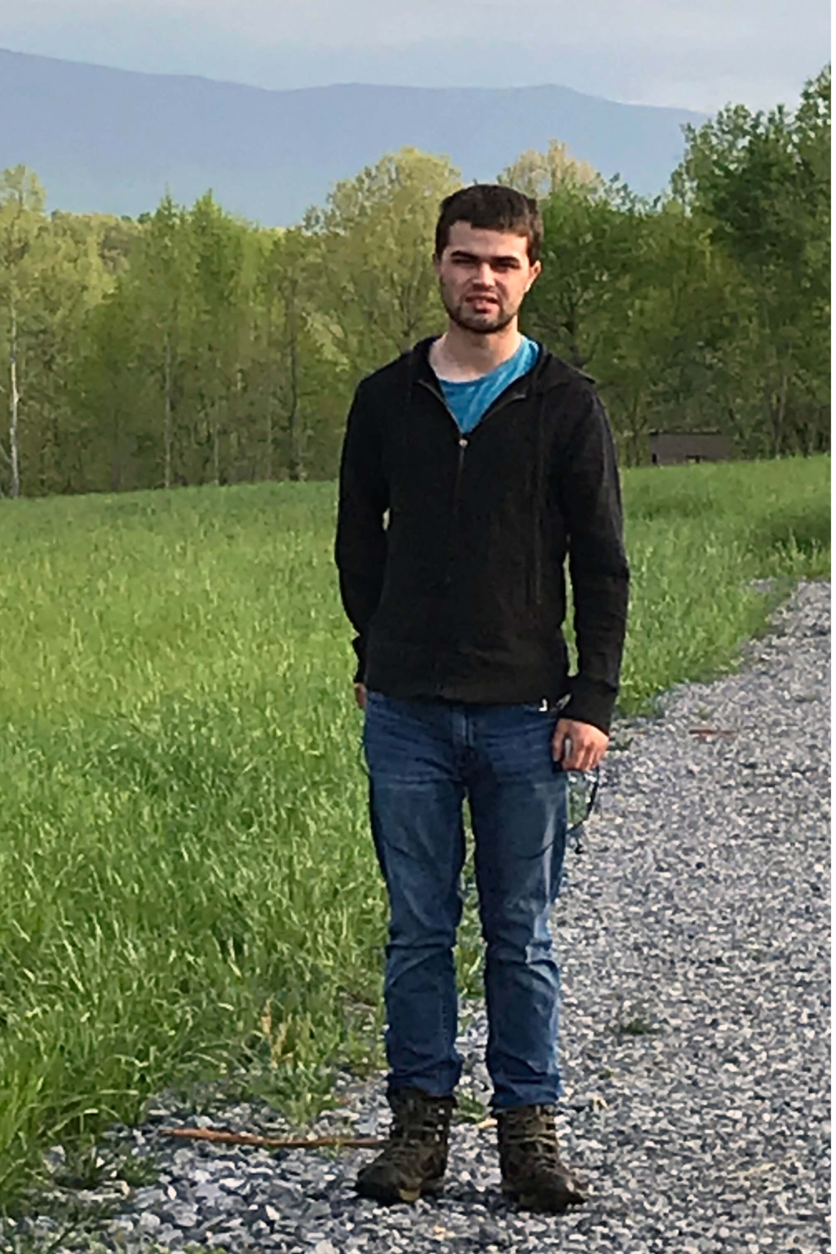 About Us – Little Otter Flower Farm